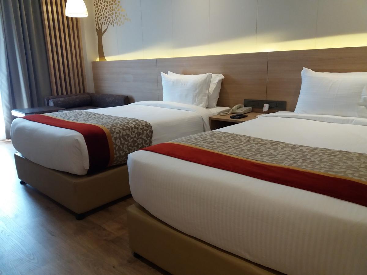 Hotel Oaks Bodhgaya Extérieur photo