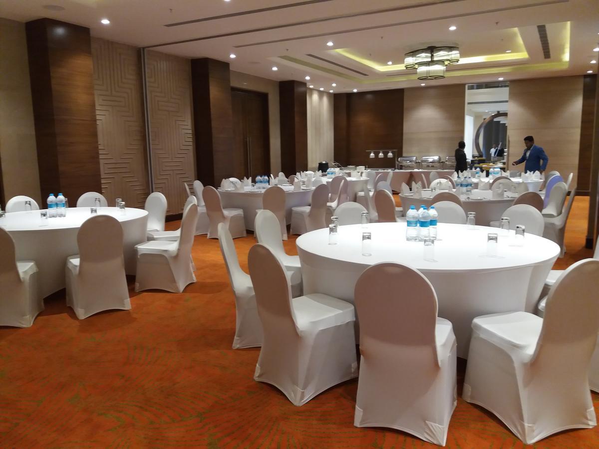 Hotel Oaks Bodhgaya Extérieur photo