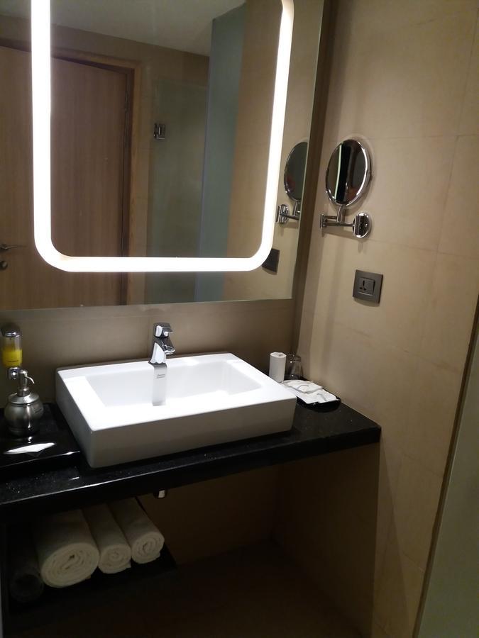 Hotel Oaks Bodhgaya Extérieur photo